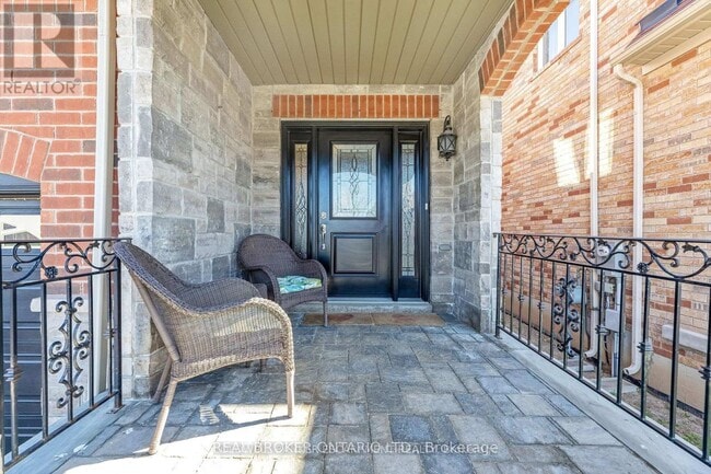 Building Photo - 602 Yates Dr