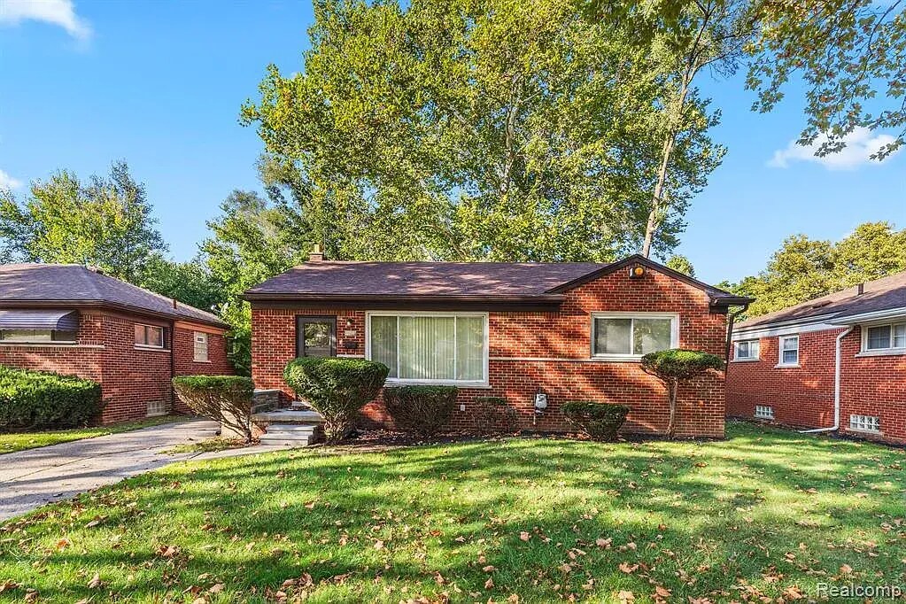 Foto principal - 13820 Courtland St