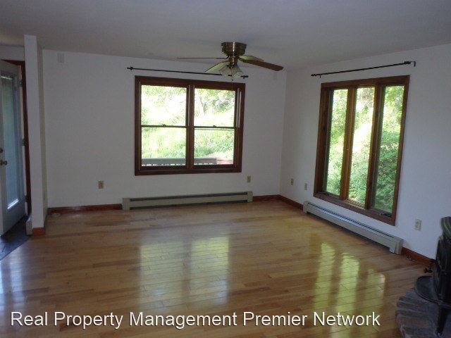 Building Photo - 3 br, 2.5 bath House - 84 Route 129
