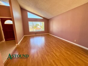 Building Photo - 103 Oriole Ct