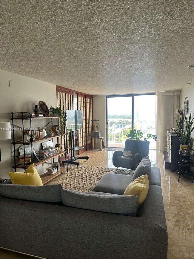 Foto del edificio - 290 174th St