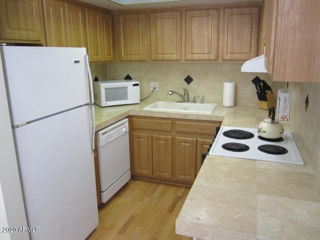 Building Photo - 7402 E Carefree Dr