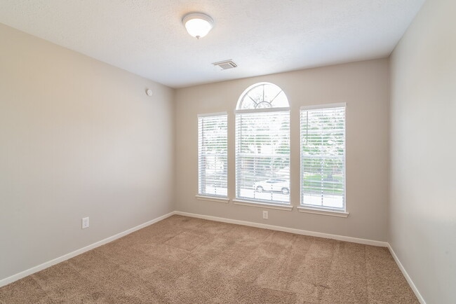 Building Photo - 9038 Waving Fields Dr