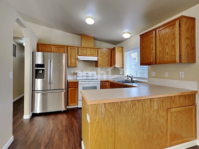 Building Photo - 5725 209th St E