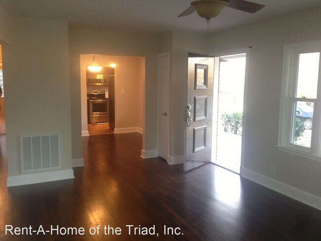 Building Photo - 3 br, 2 bath House - 319 Dogwood Circle