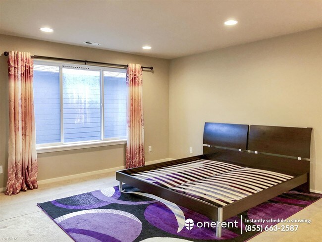 Foto del edificio - 3926 171st Pl SE