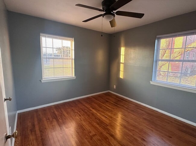 Building Photo - 212 S Fillmore St