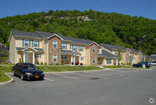 Building Photo - Mason's Ridge