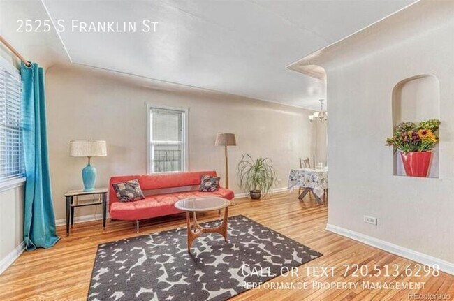 Building Photo - 2525 S Franklin St