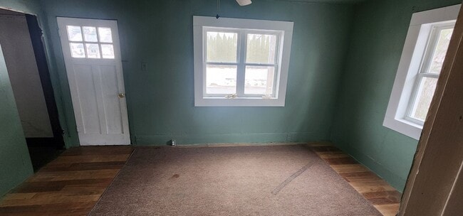 Building Photo - 1 bed 1bath home