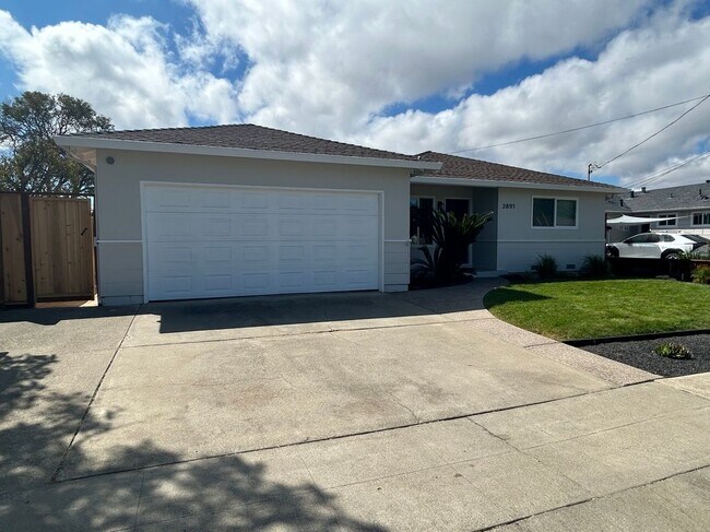 Building Photo - 3891 Mills Way