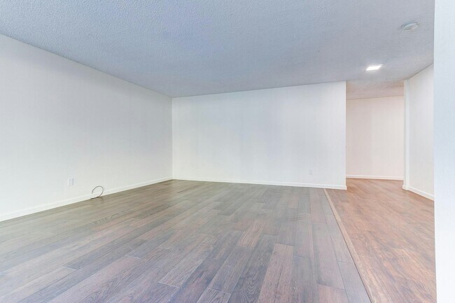 Foto del edificio - 4830 SW Dawn St