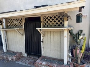 Building Photo - 5351 Maitland St