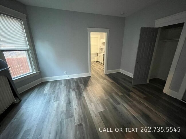 Building Photo - 314 10th St