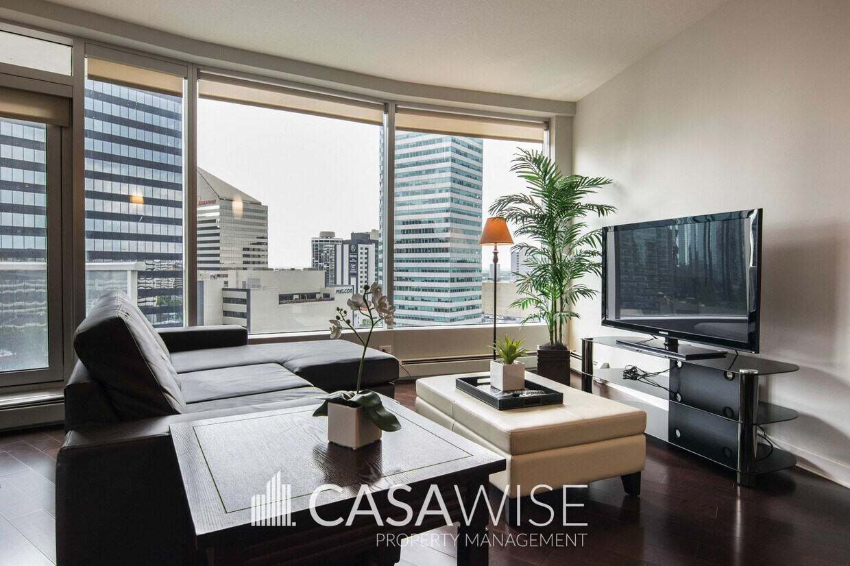 Photo principale - 10152-1104 104 St NW