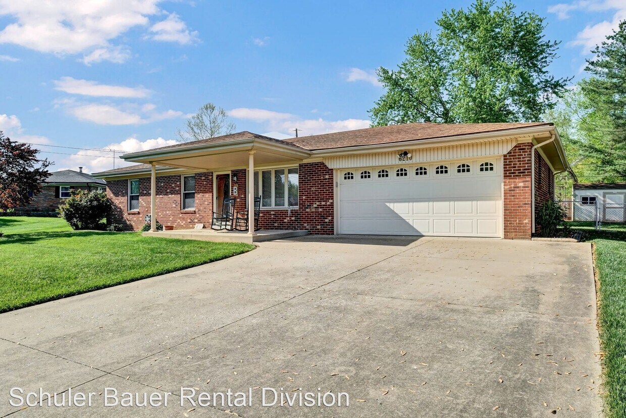 6210 Eric Dr, Floyds Knobs, IN 47119 House Rental in Floyds Knobs, IN
