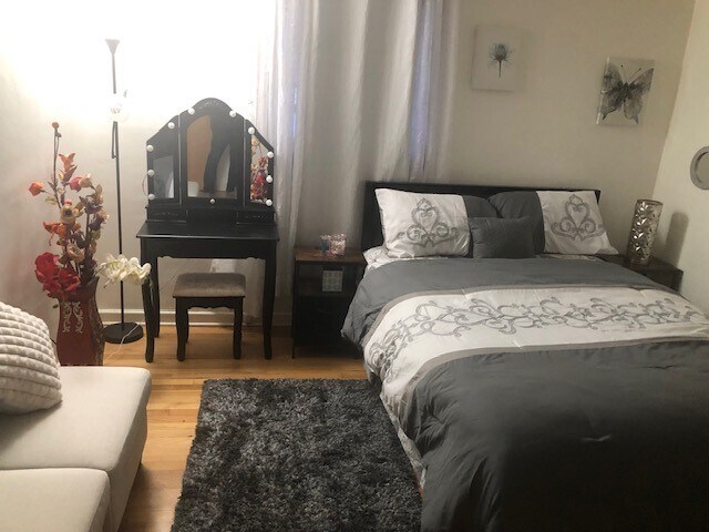 Foto del edificio - 12 Brookside Ave E