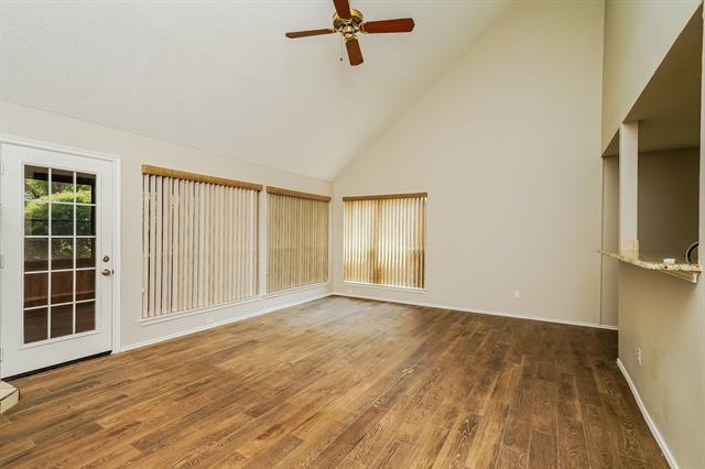 Building Photo - 1617 Palisades Dr