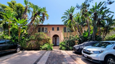 Building Photo - 1816-18225 N Harvard Blvd