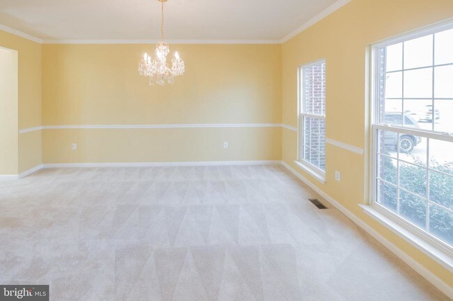 Building Photo - 15335 Warm Springs Ln