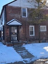 Building Photo - 20255 Meyers Rd