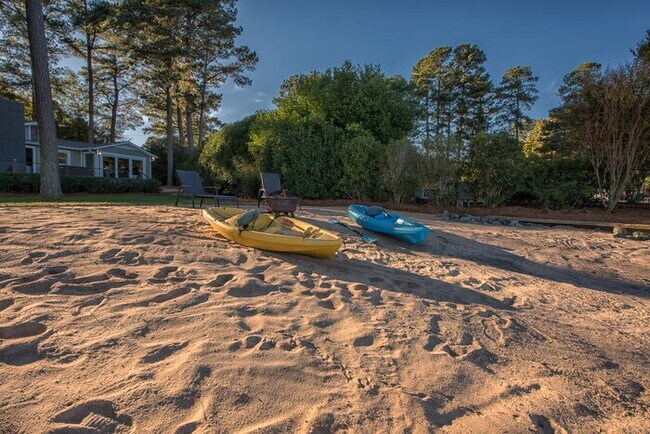 Foto del edificio - Lake Norman Playaway