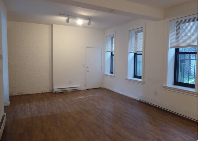 Building Photo - 23 Cortes St