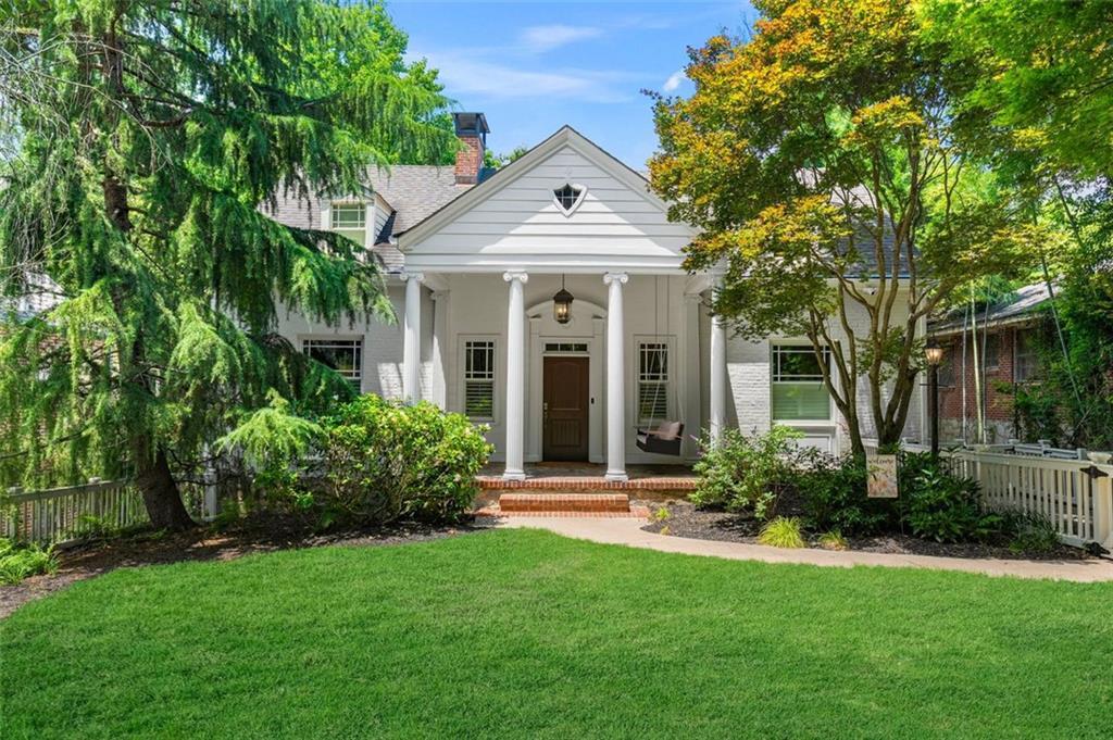 Foto principal - 582 Lakeshore Dr NE