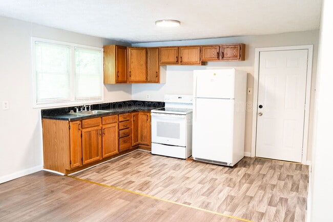 Foto del edificio - 1136 Valley Dr SW