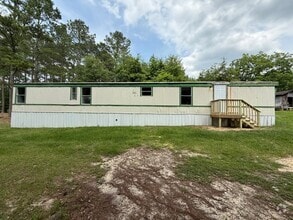 Building Photo - 50 Mineral Spgs Mh Pk