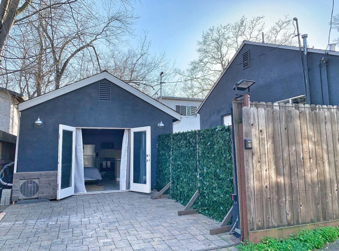 Foto principal - Renovated Studio in Downtown Sacramento! O...