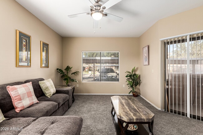 Building Photo - 10030 W Indian School Rd