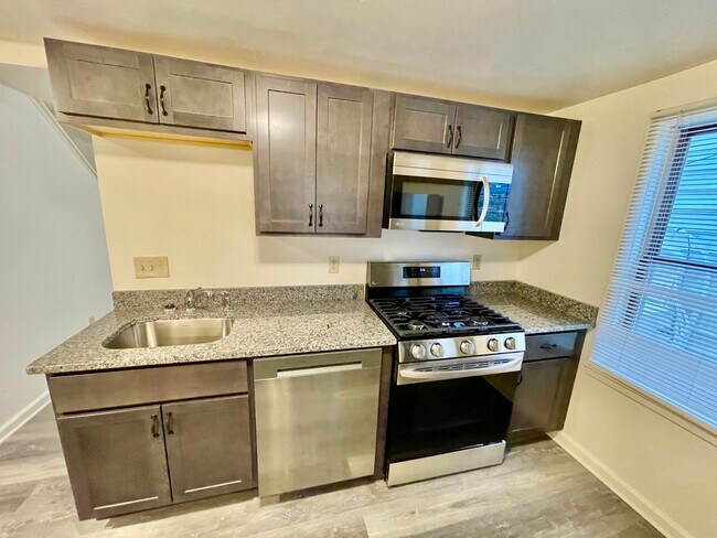 Cocina - 26 Argyle Ave