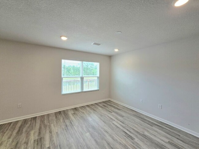 Building Photo - 6012 Unbridled Lp