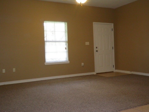 Interior Photo - 508 W Lagrange