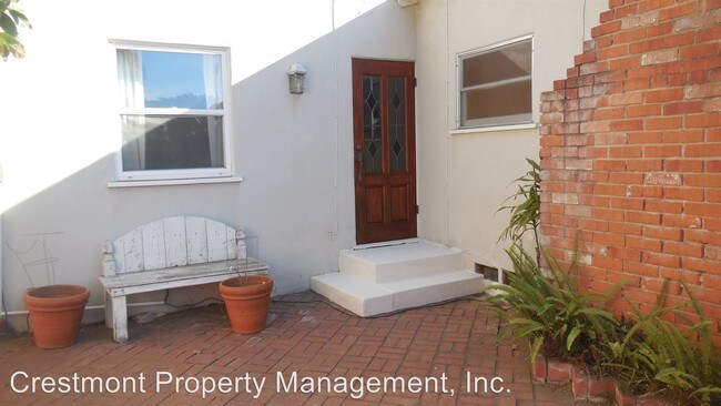 Foto del edificio - 245 J Ave