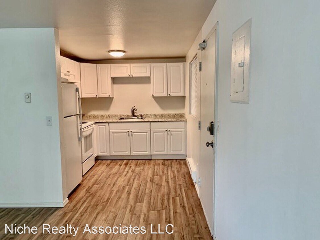Foto principal - 301 26th Ave S