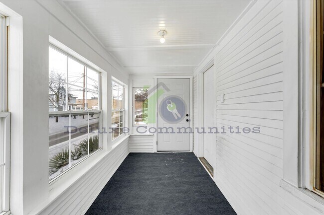 Foto del edificio - 655 High St SW