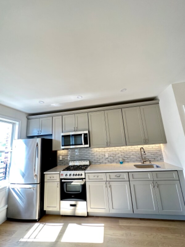 Foto principal - 2076 Coyle St