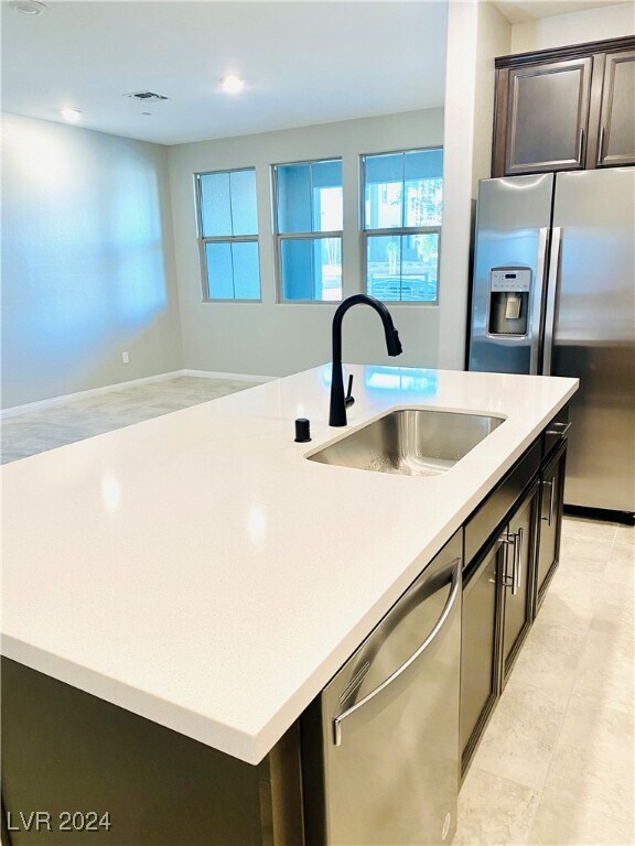 Foto del edificio - 11597 Alpine Cove Ave