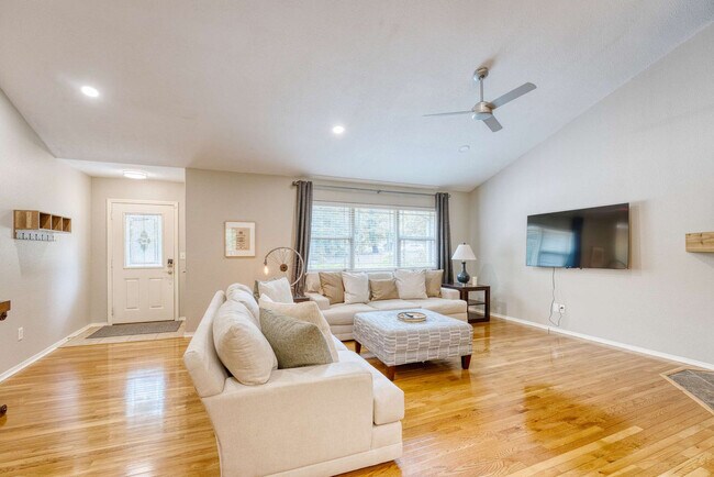 Foto del edificio - 9 N Cerney Ln