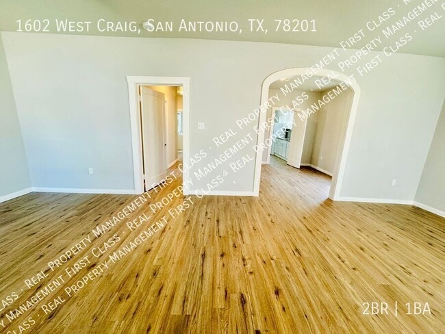 Foto del edificio - 1602 W Craig Pl