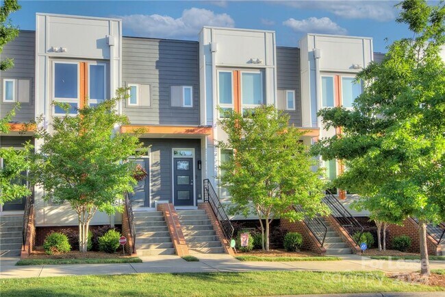 Foto del edificio - 2848 Youngblood St