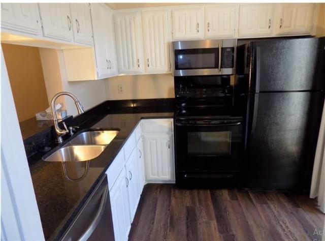 Foto del edificio - 14800 Enterprise Dr