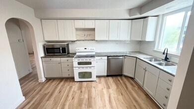 Building Photo - 2396 S 300 E