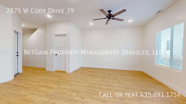 Building Photo - 2875 W Cody Dr