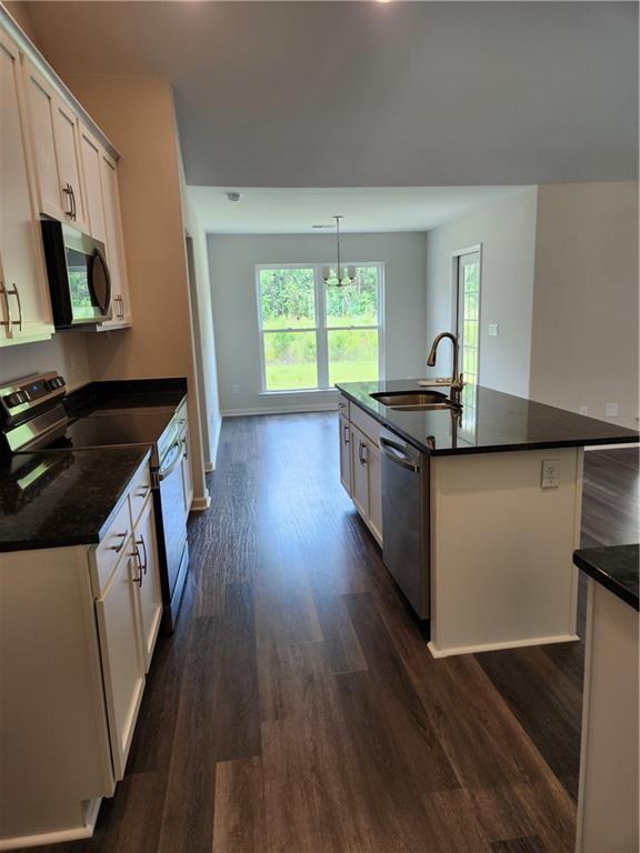 Building Photo - 263 Chestnut Dr
