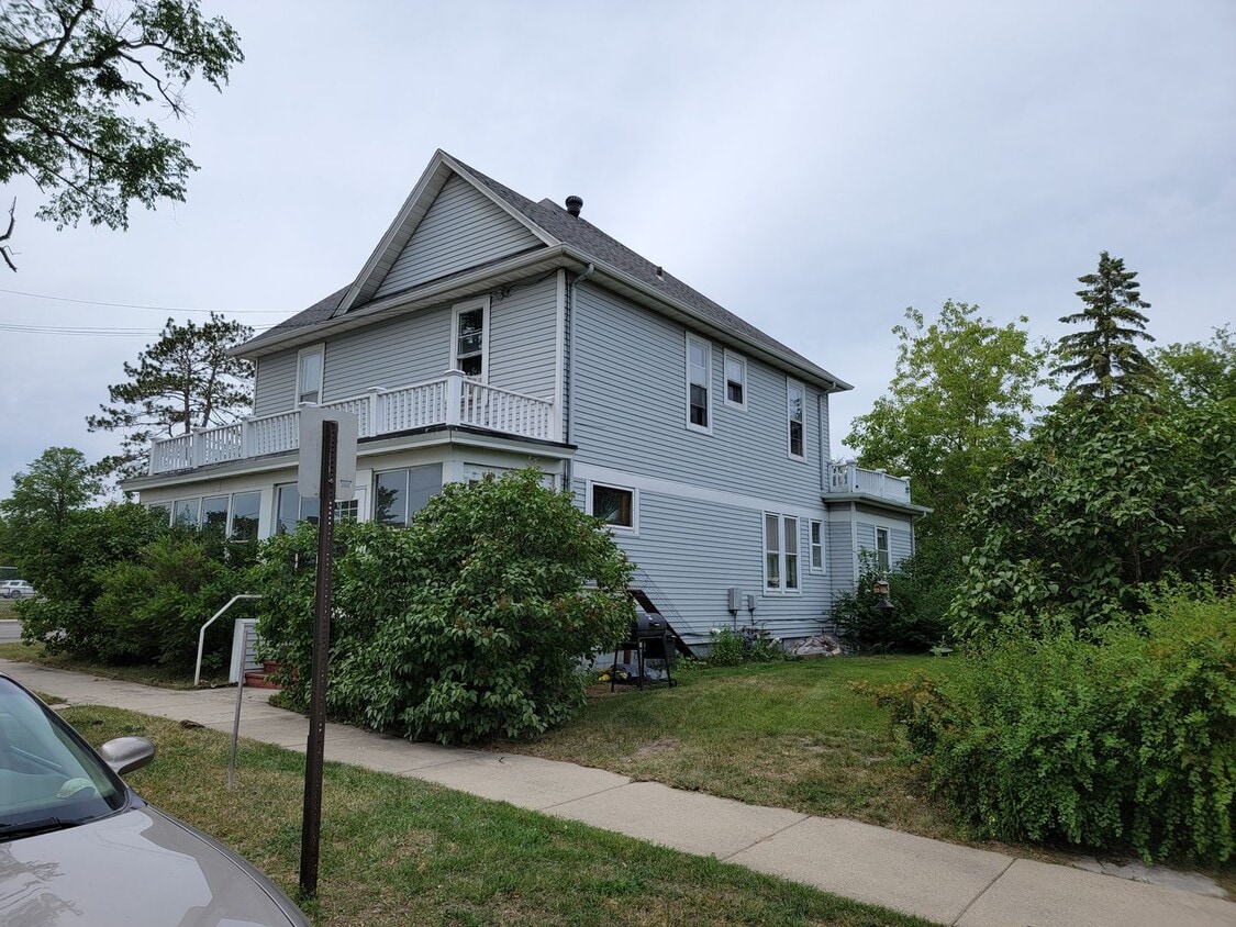 Foto principal - 600 Bemidji Ave N