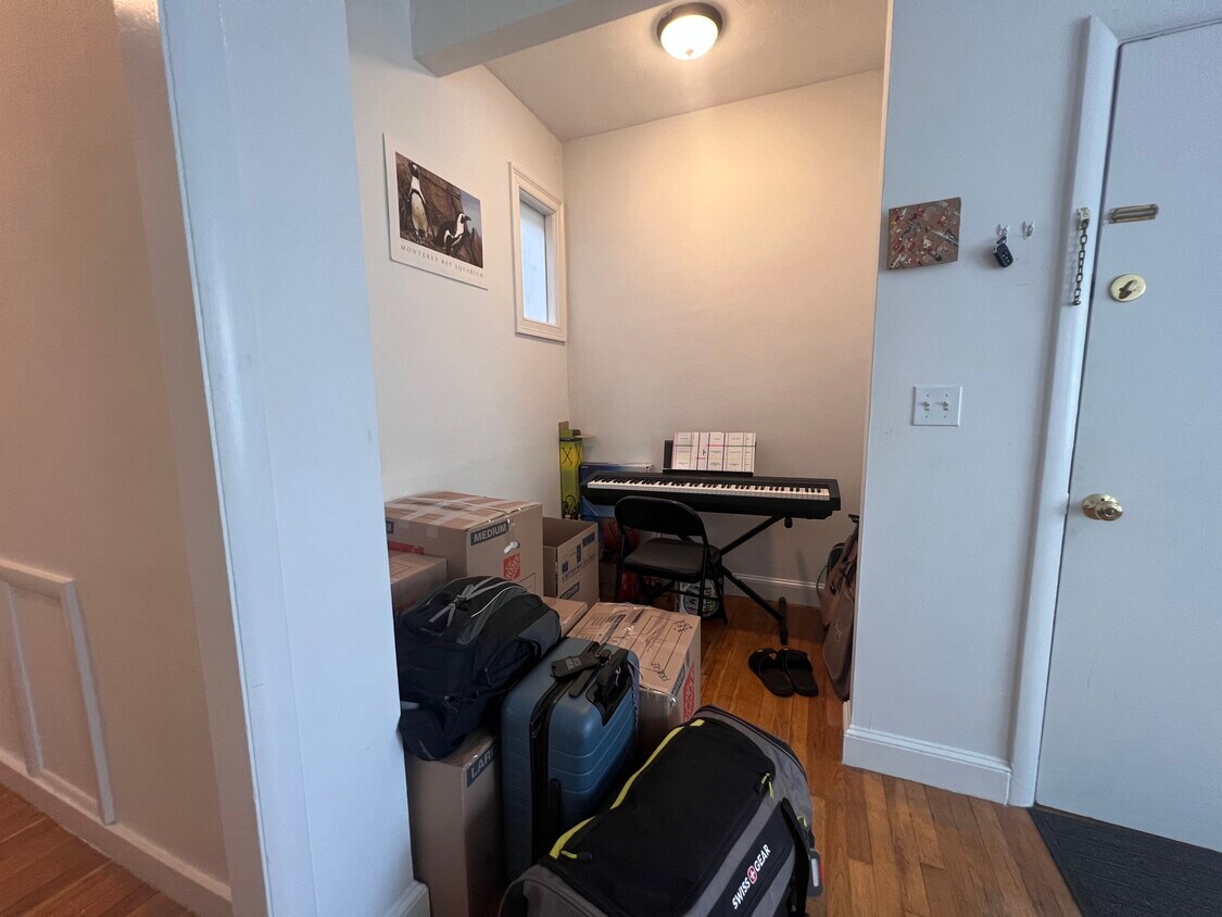 Primary Photo - 26 Thorndike St