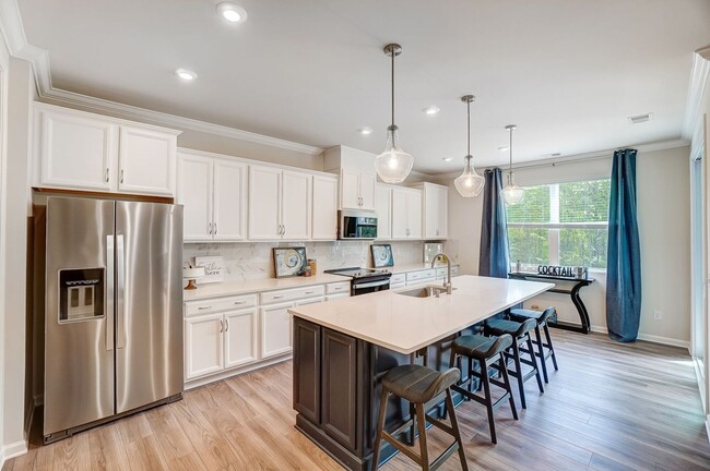 Foto del edificio - 16728 Summers Walk Blvd